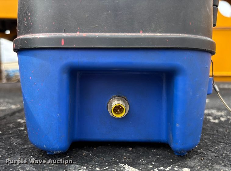 image for item FB3407 2016 Western Star 4700 Under bridge inspection truck