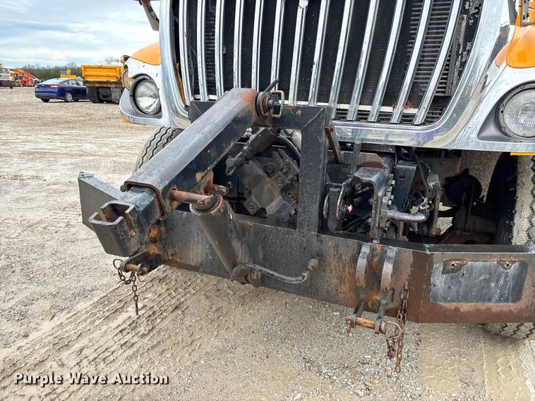 image for item FB3408 2010 International 7500 dump truck