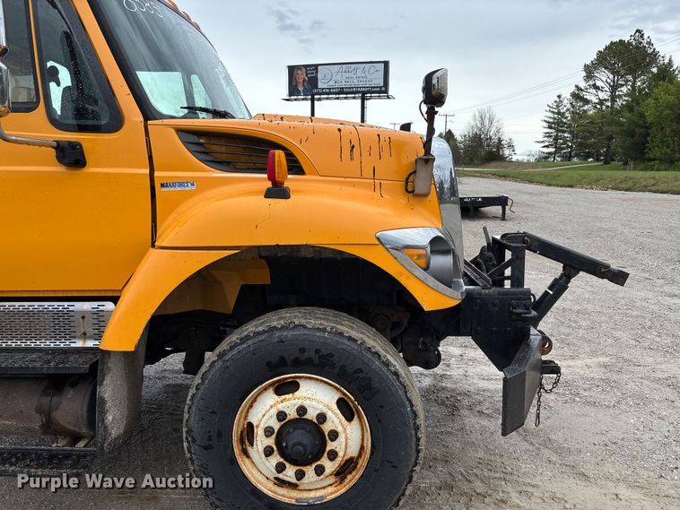 image for item FB3408 2010 International 7500 dump truck