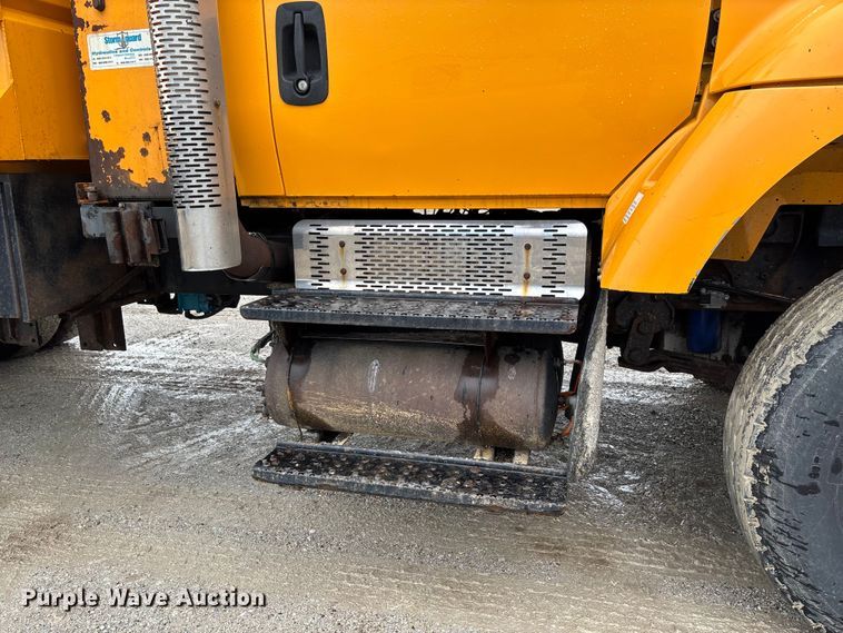 image for item FB3408 2010 International 7500 dump truck