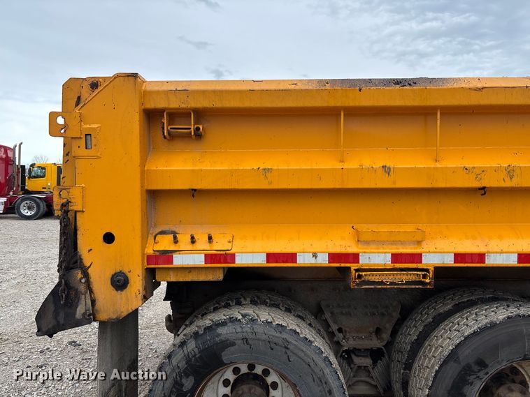 image for item FB3408 2010 International 7500 dump truck