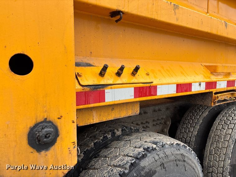 image for item FB3408 2010 International 7500 dump truck