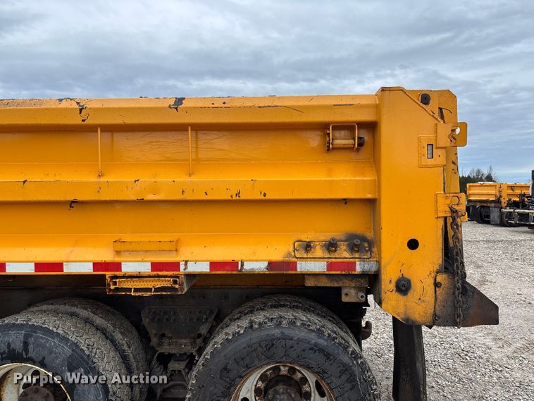 image for item FB3408 2010 International 7500 dump truck