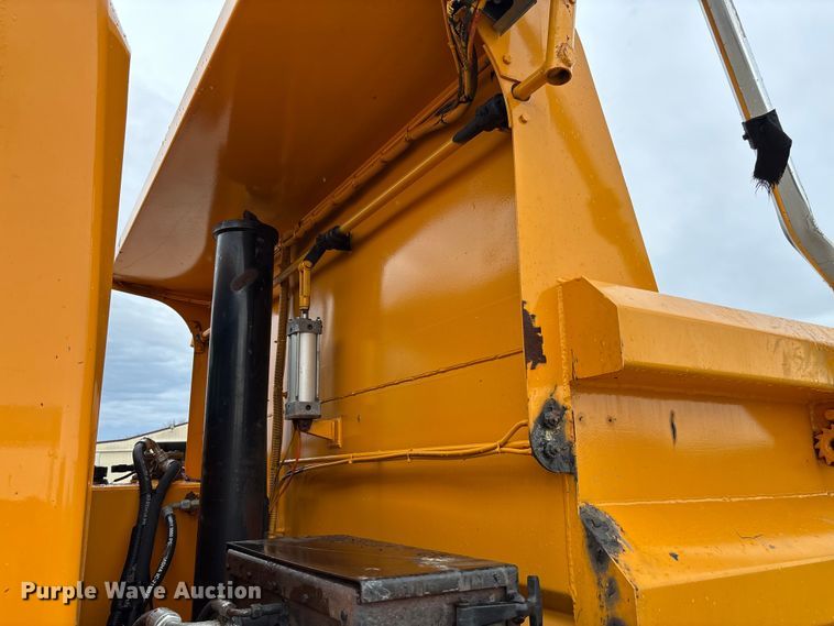 image for item FB3408 2010 International 7500 dump truck