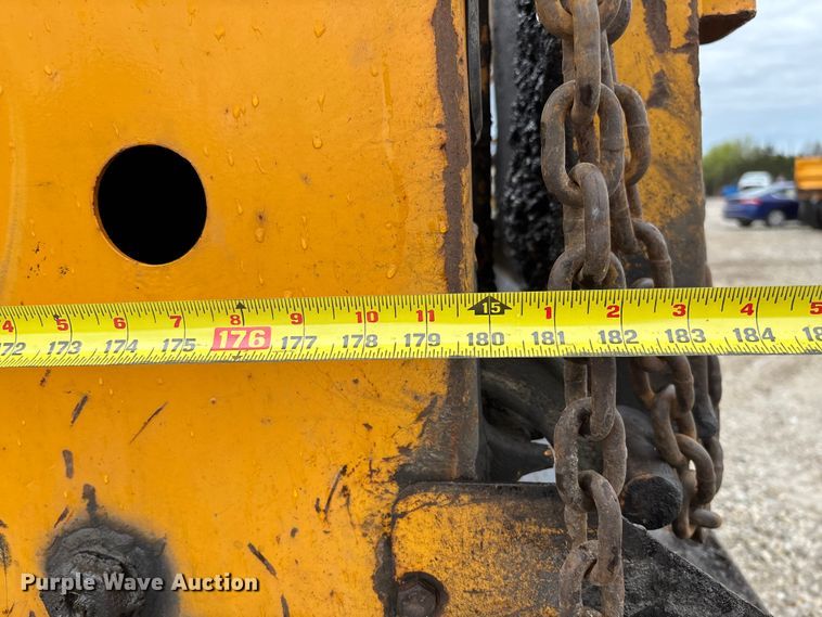 image for item FB3408 2010 International 7500 dump truck