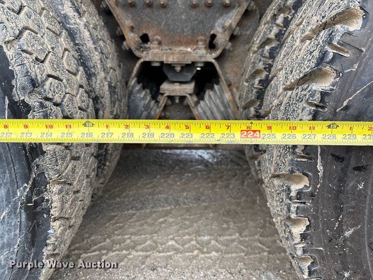 image for item FB3408 2010 International 7500 dump truck