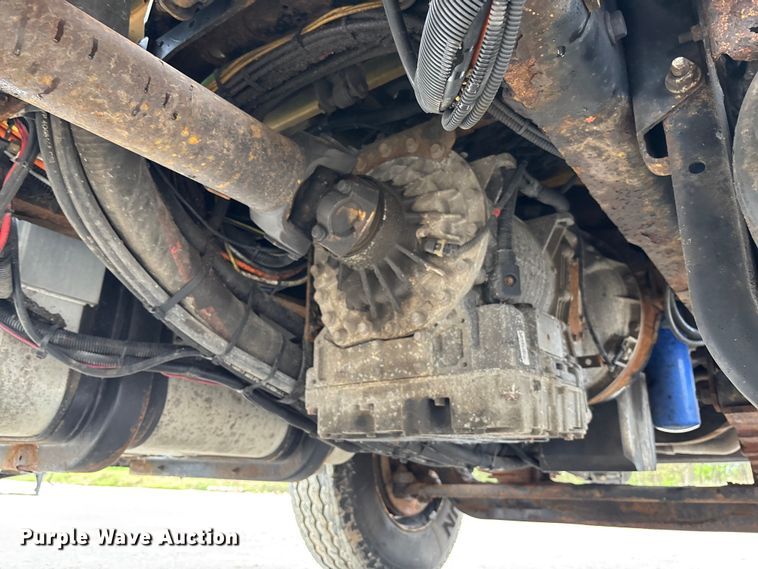 image for item FB3408 2010 International 7500 dump truck