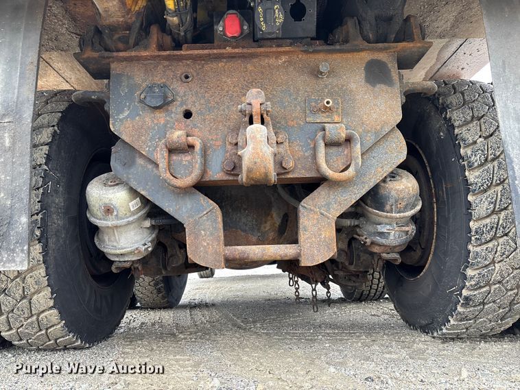 image for item FB3408 2010 International 7500 dump truck