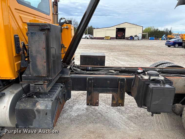 image for item FB3408 2010 International 7500 dump truck