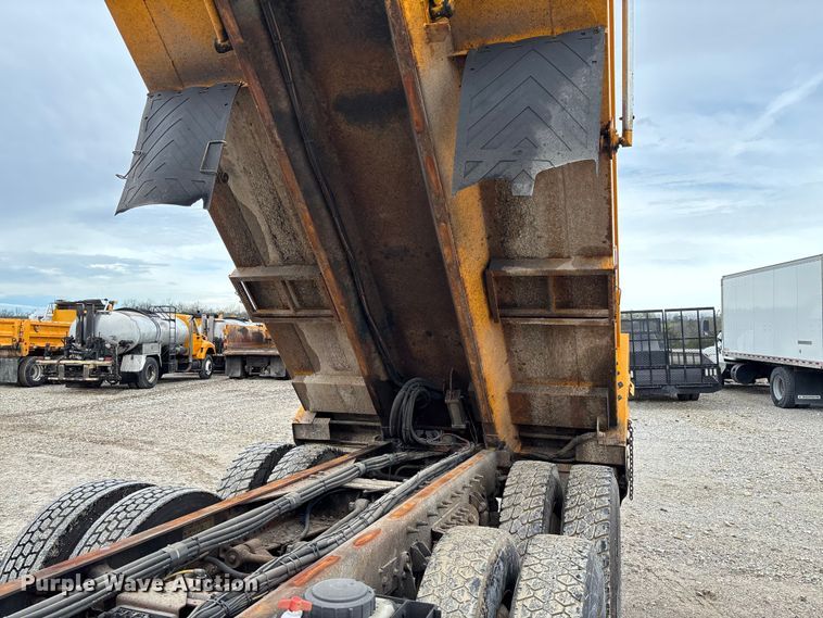 image for item FB3408 2010 International 7500 dump truck