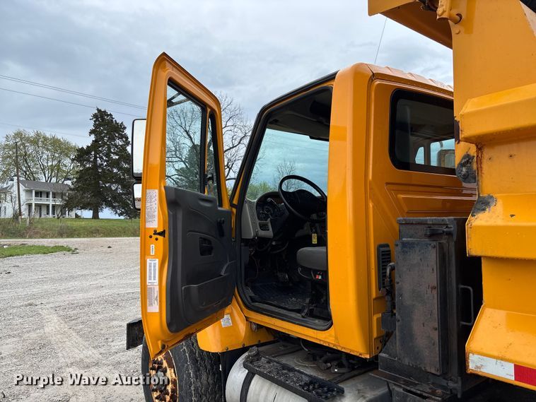 image for item FB3408 2010 International 7500 dump truck