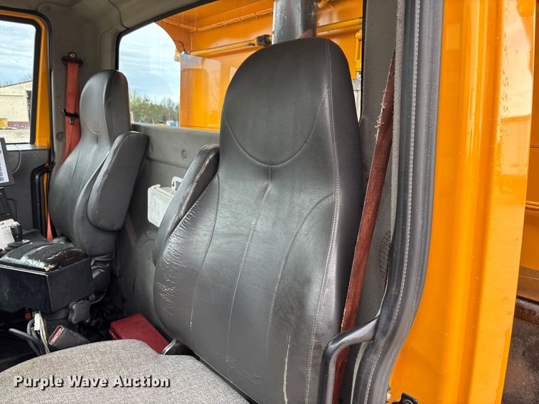 image for item FB3408 2010 International 7500 dump truck