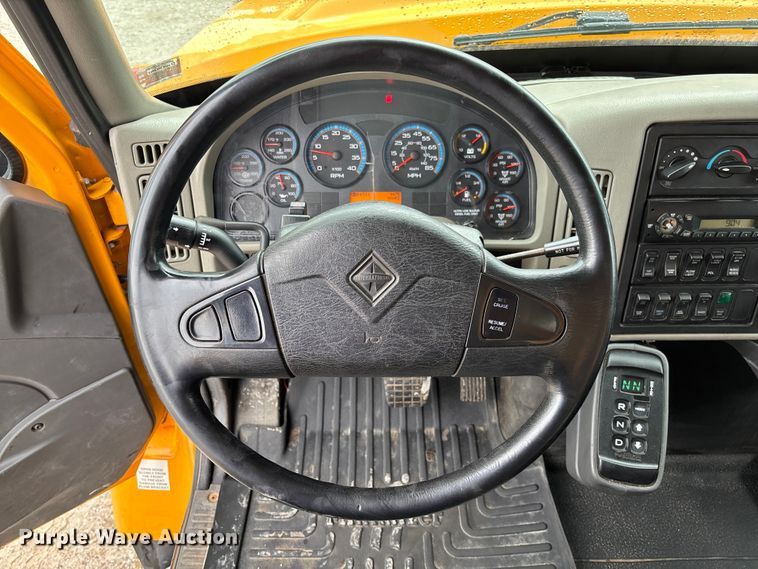 image for item FB3408 2010 International 7500 dump truck