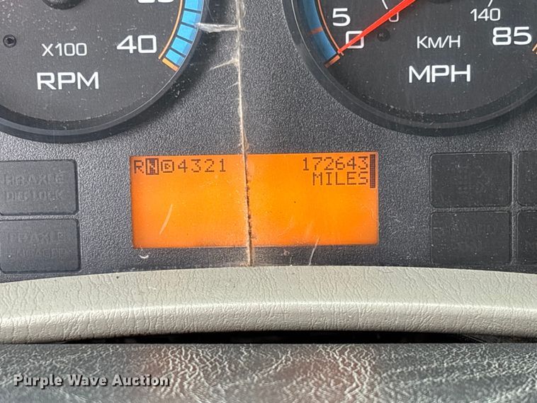 image for item FB3408 2010 International 7500 dump truck