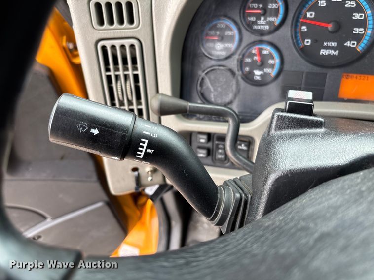 image for item FB3408 2010 International 7500 dump truck