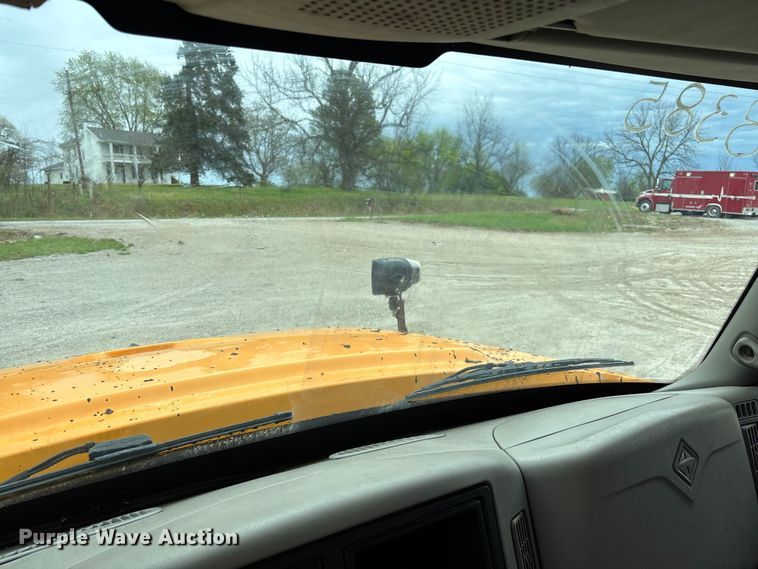 image for item FB3408 2010 International 7500 dump truck