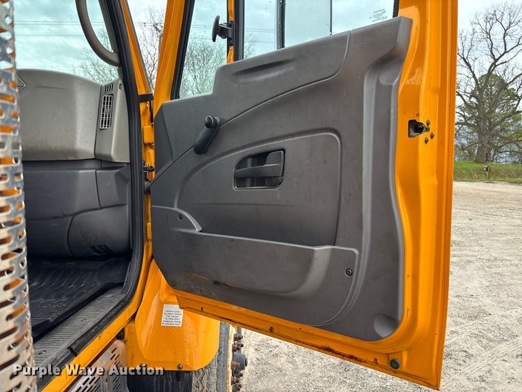 image for item FB3408 2010 International 7500 dump truck