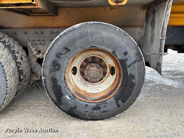 image for item FB3408 2010 International 7500 dump truck