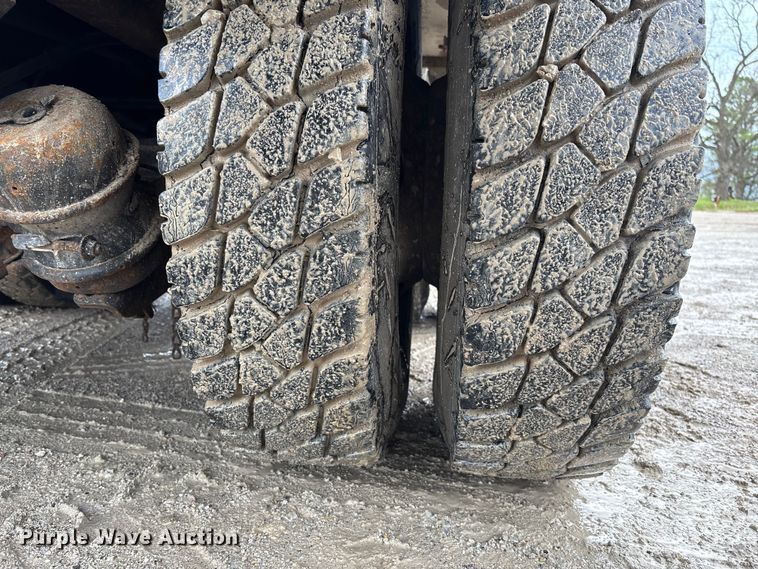 image for item FB3408 2010 International 7500 dump truck