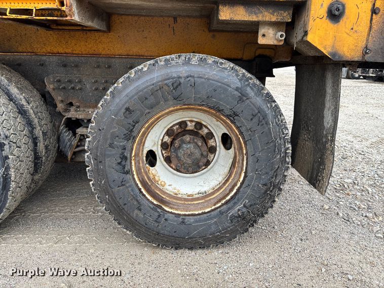 image for item FB3408 2010 International 7500 dump truck