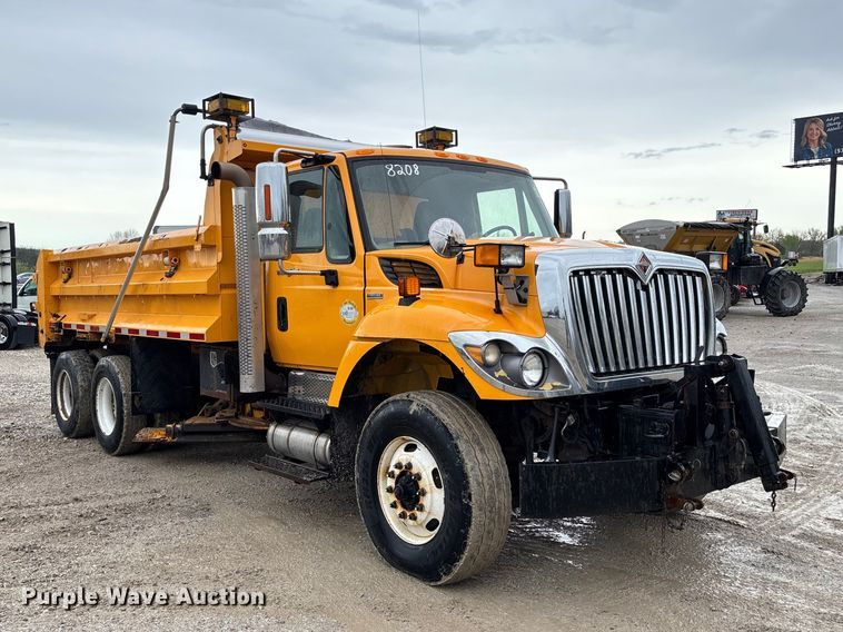 image for item FB3409 2009 International 7500 dump truck