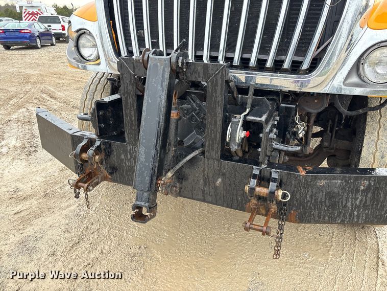 image for item FB3409 2009 International 7500 dump truck