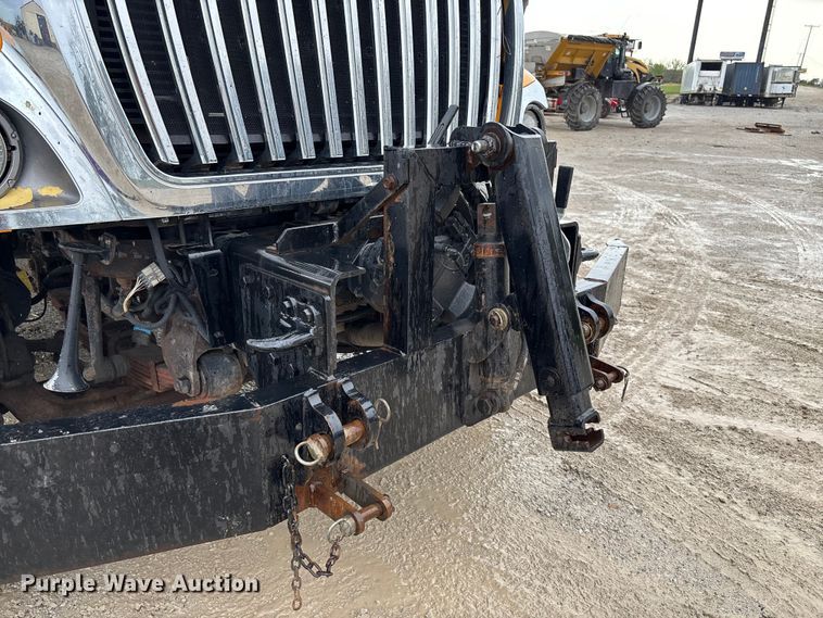 image for item FB3409 2009 International 7500 dump truck