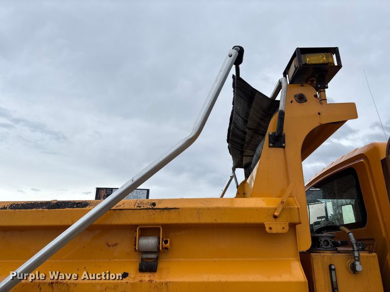 image for item FB3409 2009 International 7500 dump truck