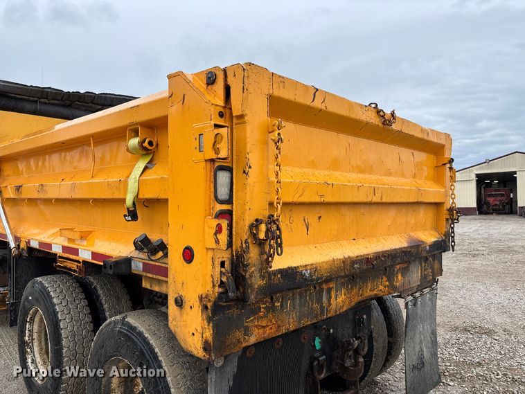 image for item FB3409 2009 International 7500 dump truck