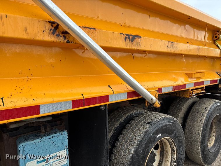 image for item FB3409 2009 International 7500 dump truck
