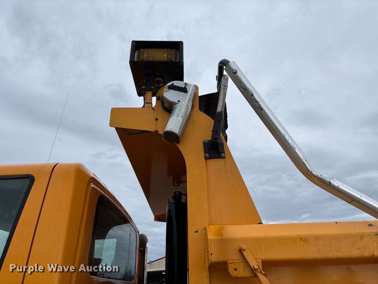 image for item FB3409 2009 International 7500 dump truck