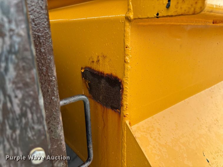 image for item FB3409 2009 International 7500 dump truck