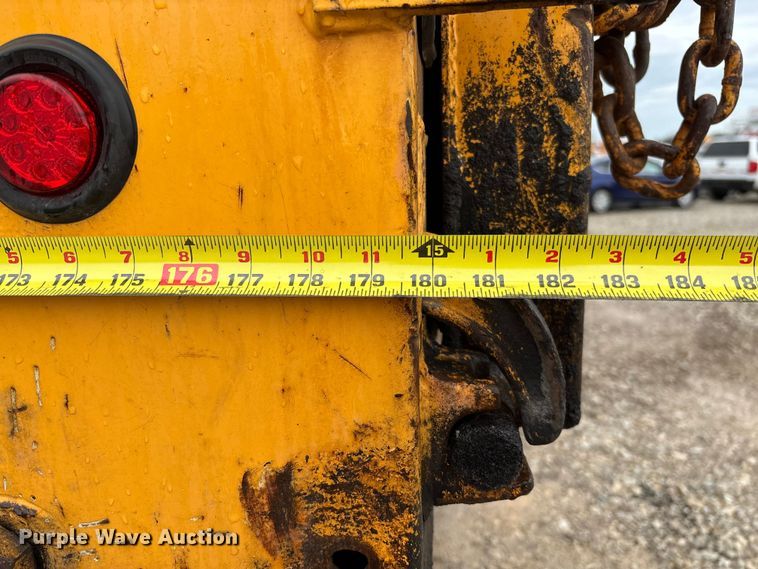 image for item FB3409 2009 International 7500 dump truck