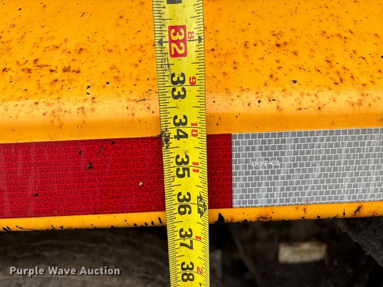 image for item FB3409 2009 International 7500 dump truck