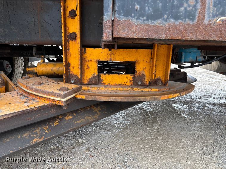 image for item FB3409 2009 International 7500 dump truck