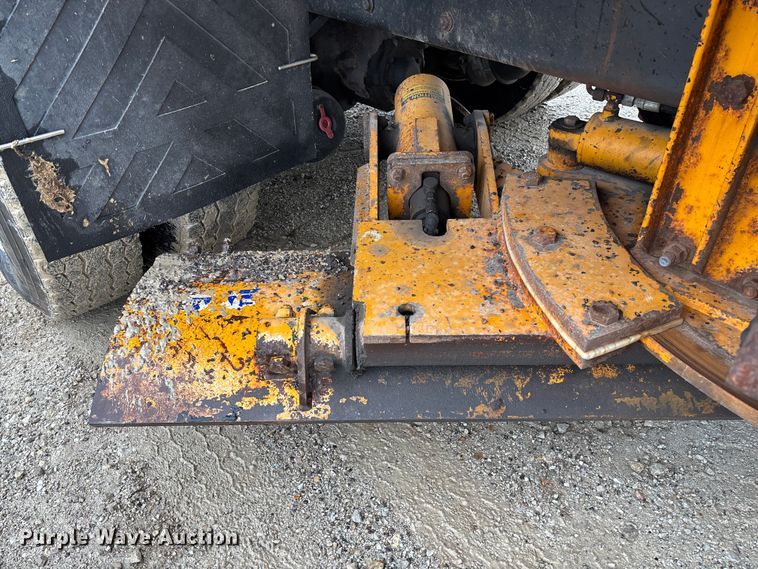image for item FB3409 2009 International 7500 dump truck
