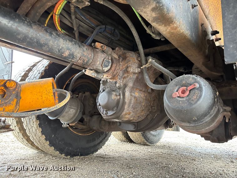 image for item FB3409 2009 International 7500 dump truck