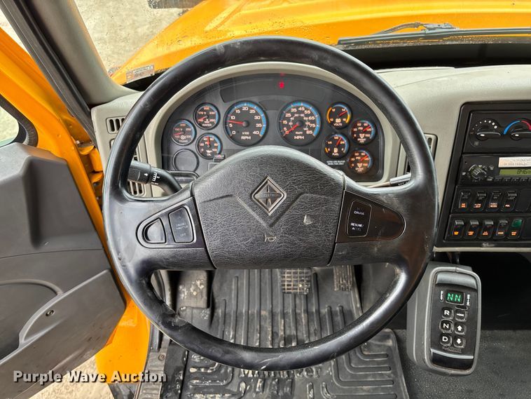 image for item FB3409 2009 International 7500 dump truck