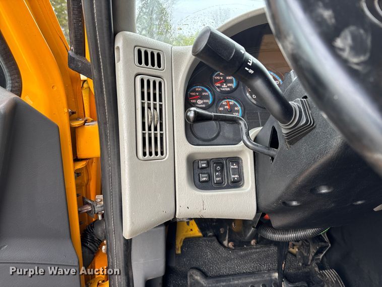 image for item FB3409 2009 International 7500 dump truck