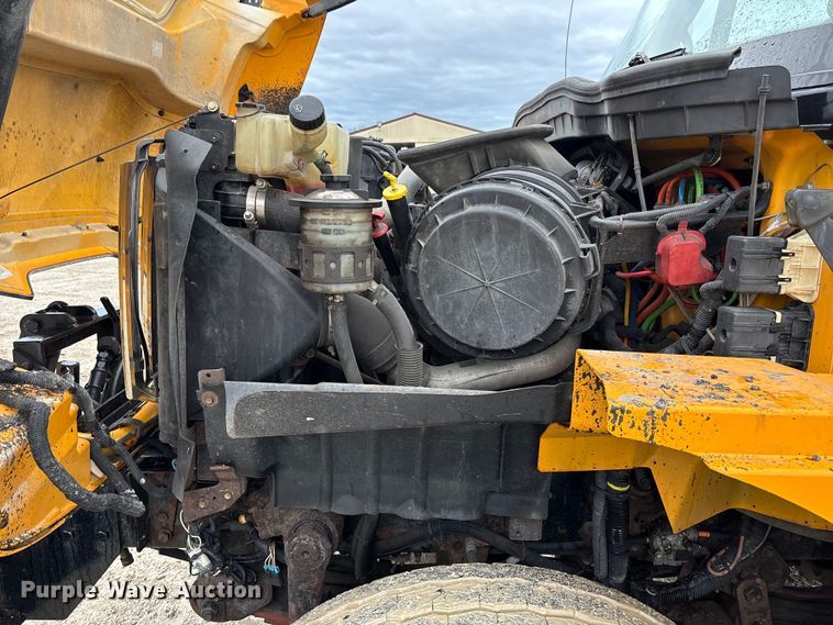 image for item FB3409 2009 International 7500 dump truck