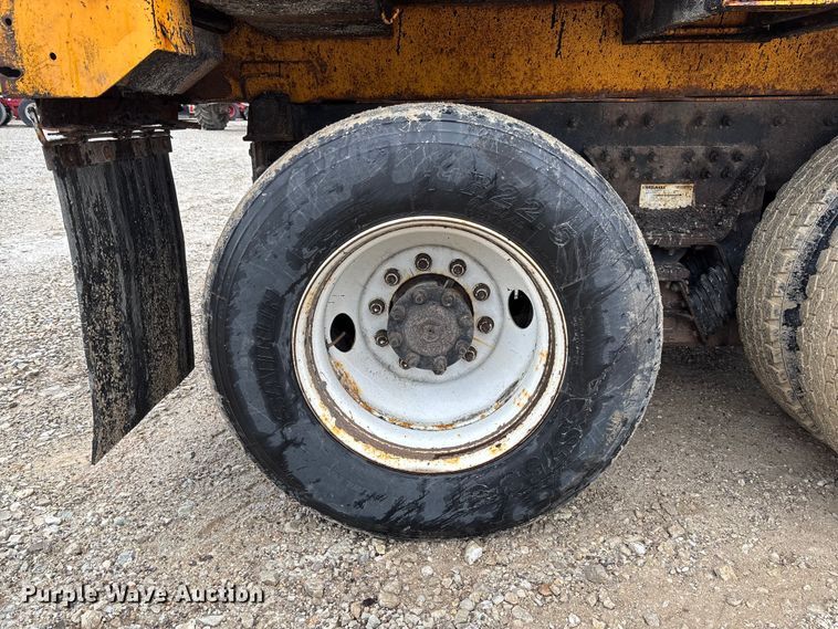 image for item FB3409 2009 International 7500 dump truck