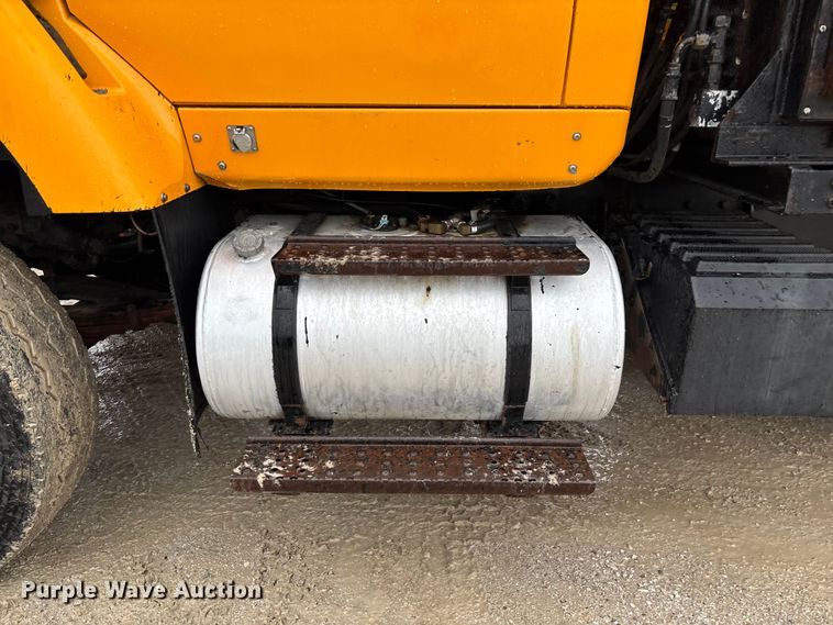 image for item FB3410 2013 International 7500 dump truck