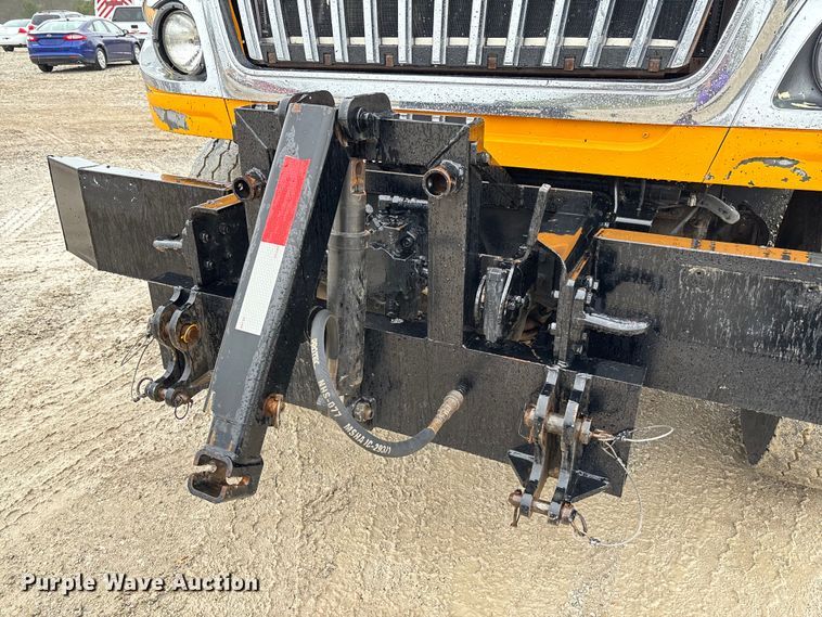 image for item FB3410 2013 International 7500 dump truck