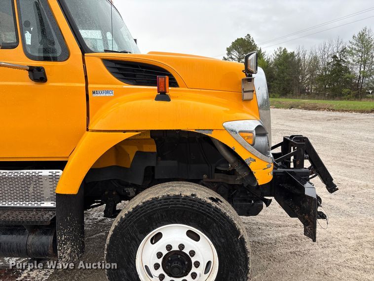 image for item FB3410 2013 International 7500 dump truck