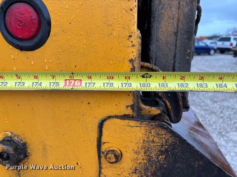 image for item FB3410 2013 International 7500 dump truck