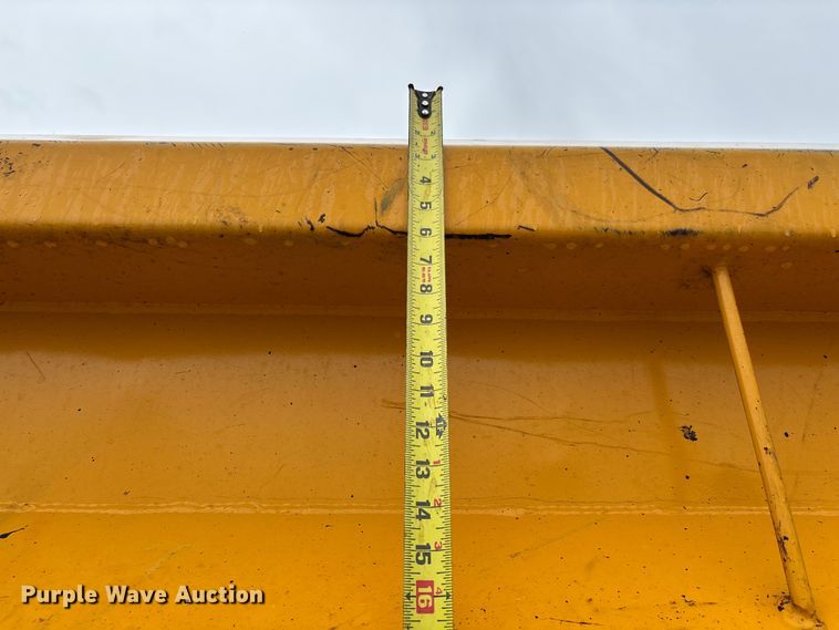 image for item FB3410 2013 International 7500 dump truck