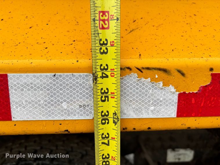 image for item FB3410 2013 International 7500 dump truck