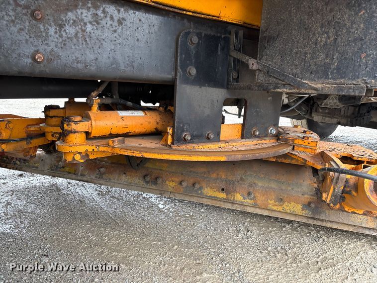 image for item FB3410 2013 International 7500 dump truck