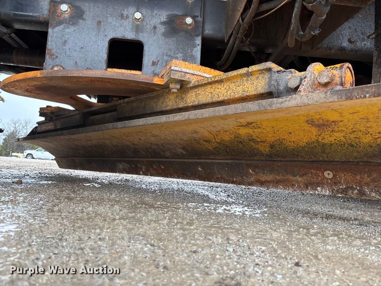 image for item FB3410 2013 International 7500 dump truck