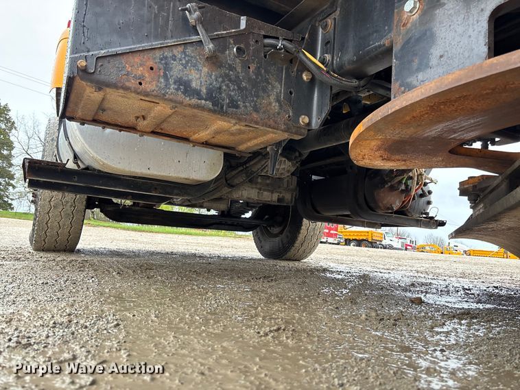 image for item FB3410 2013 International 7500 dump truck